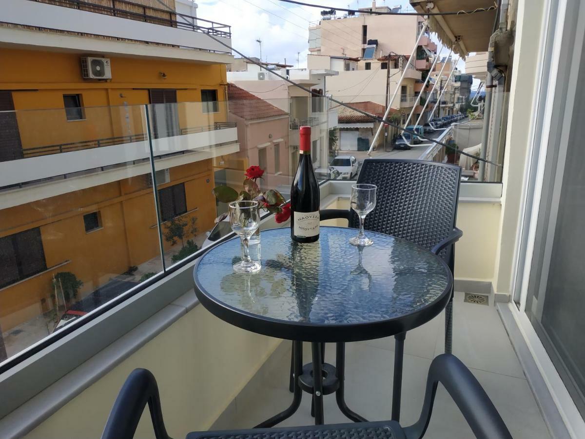 The 3 Brothers' Apts 干尼亞 外观 照片