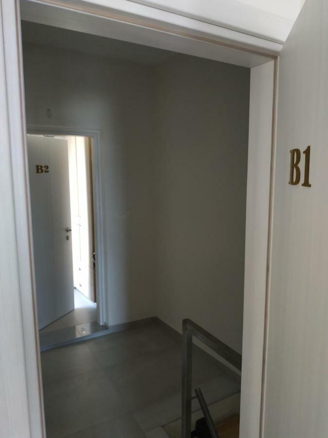 The 3 Brothers' Apts 干尼亞 外观 照片