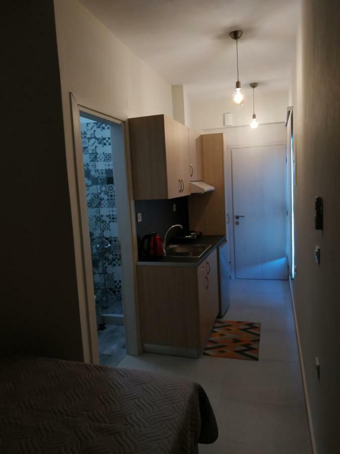 The 3 Brothers' Apts 干尼亞 外观 照片